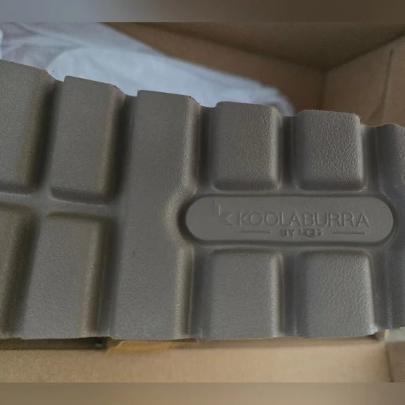 NEW Koolaburra By UGG TIZZ Tan Suede Platform Sandals Size 8 - Picture 11 of 15